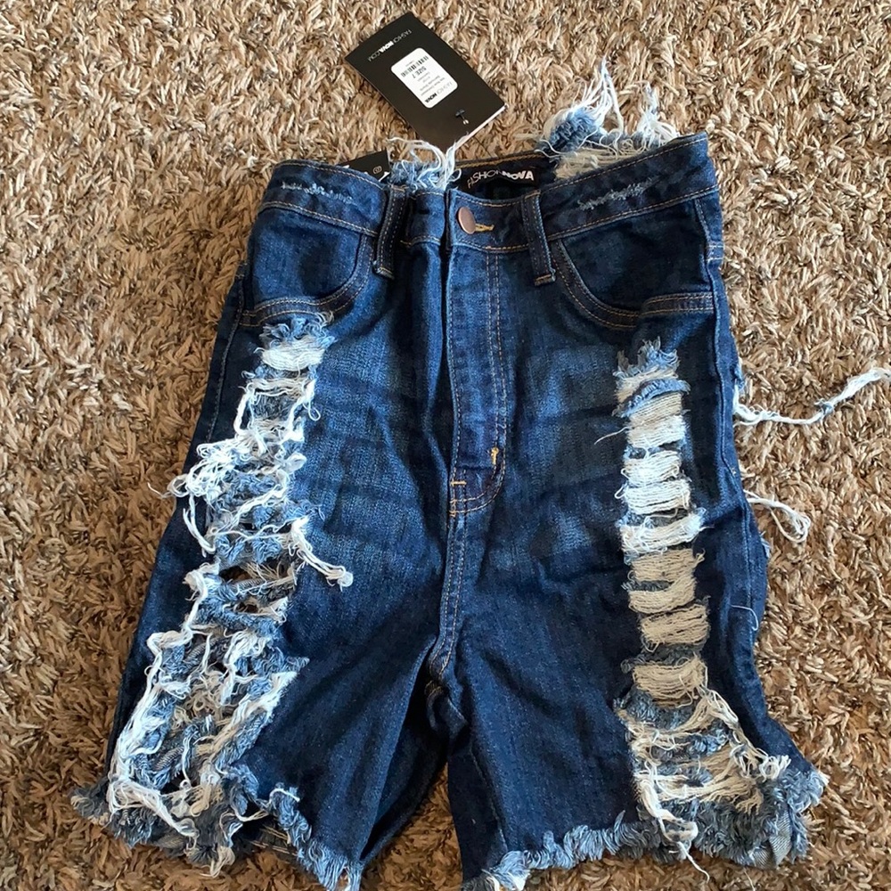 Fashion Nova shorts